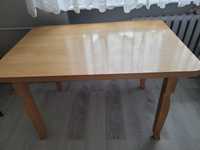 Drewniany stół do jadalni jasny dąb