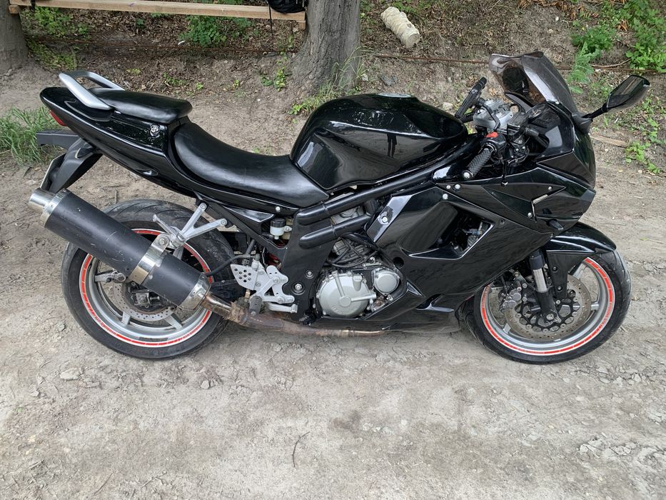 Hyosung GT650R 2007