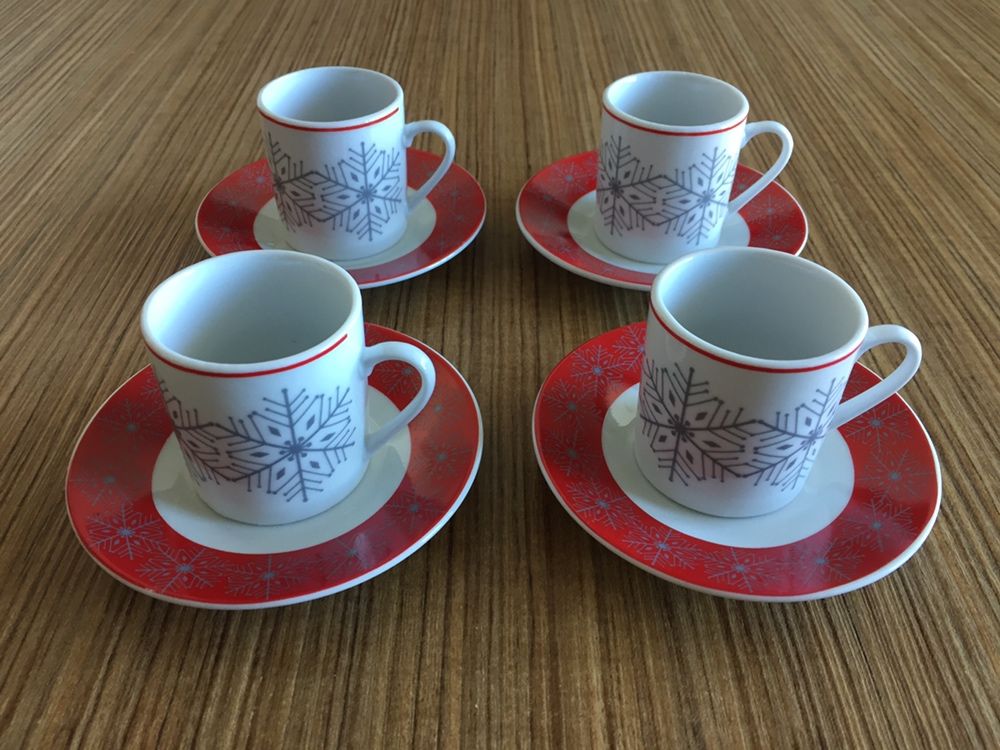 Conjunto de 4 chávenas de café marca Kasa