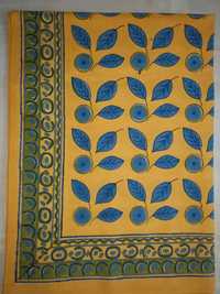 Скатерть из плотной бязи  на ярко жёлтом фоне синие листочки  Маврикий