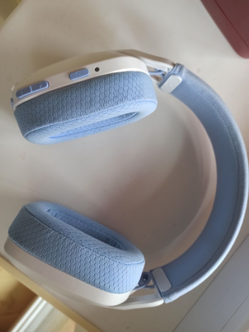 Продаю Logitech g435