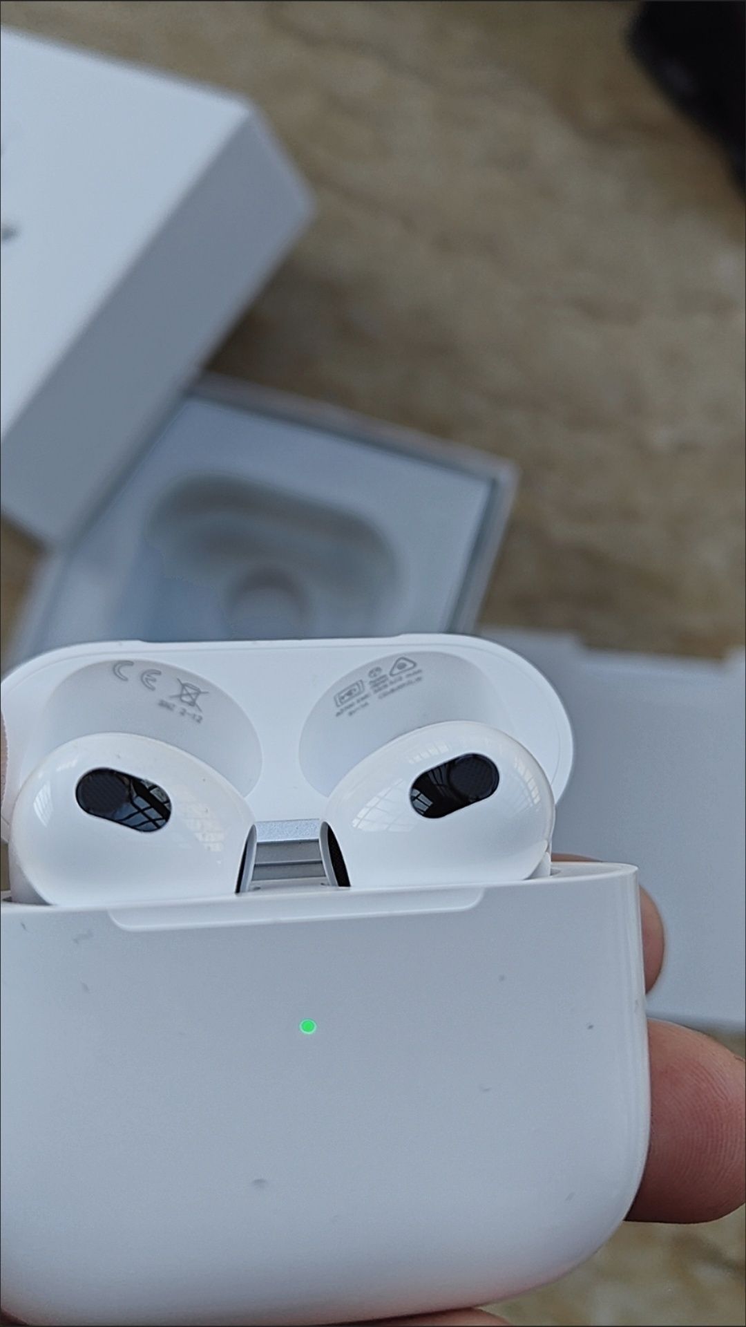 AIRPODS PRO2 хорошої якості брав напряму з заводу