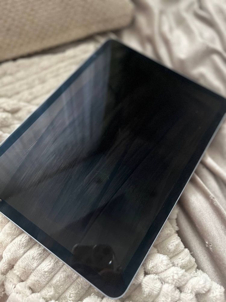 Продам iPad Air 4 2020
