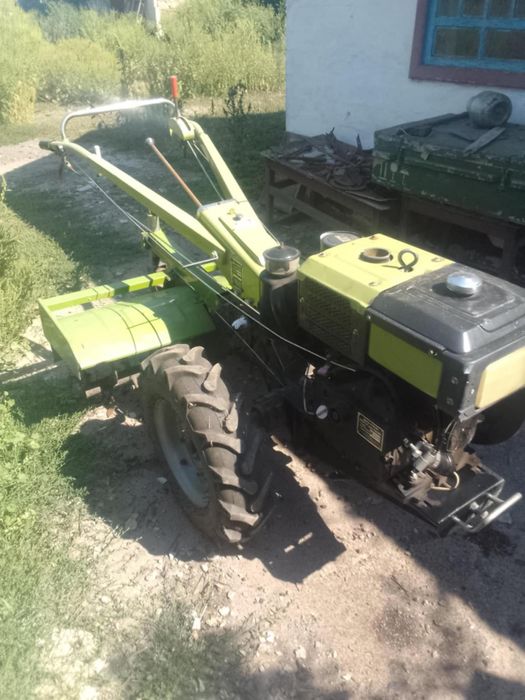 Мотоблок Кентавр + фреза + грунтозацепи