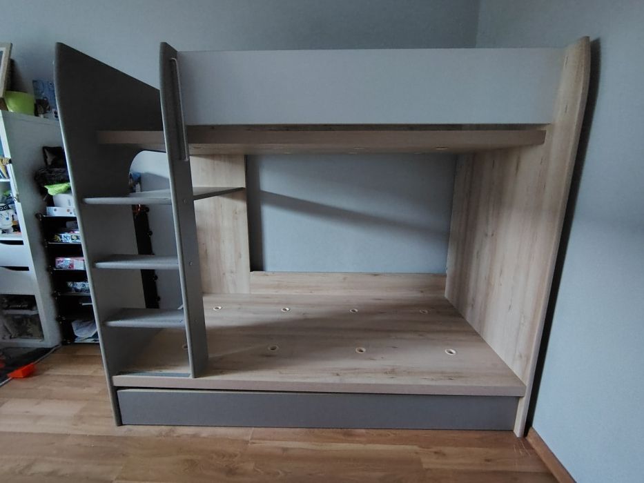 Łóżko piętrowe dziecięce BRW