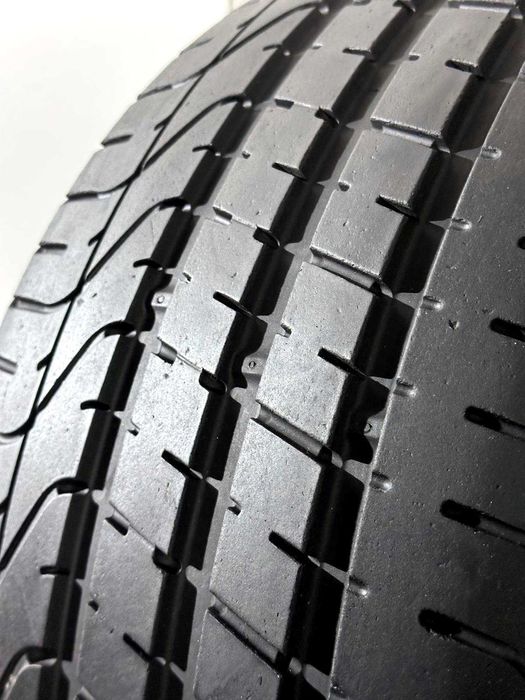 Pneus Pirelli Pzero PZ4 - 255/35/19 - Como NOVOS