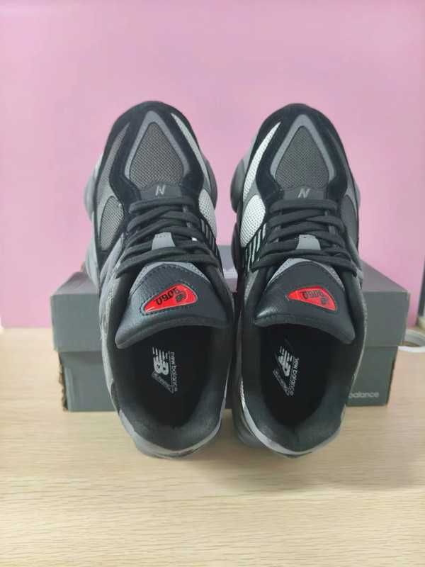 Black\New Balance\9060\nowy damskie UnisexTrampki.44