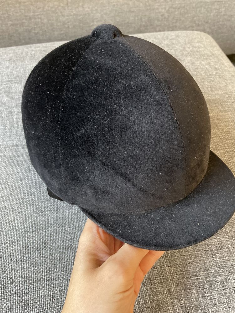 Nowy kask jezdziecki Fouganza r.57 cm