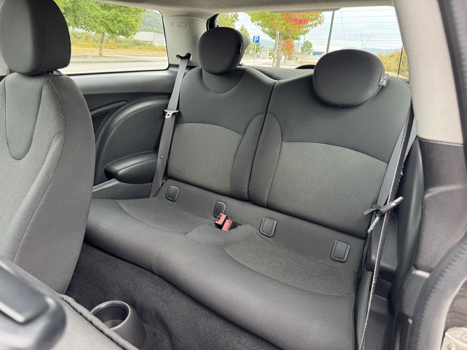 MINI One 1.6 (6 Velocidades) – 3 Portas – Nacional – 2010