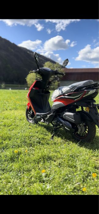 Скутер Jog 125cc
