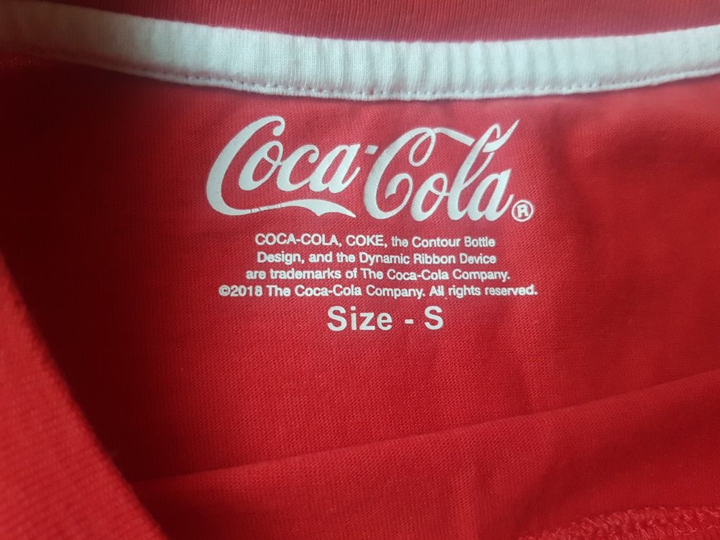 Coca -Cola Bluzka koszulka t-shirt Reserved r.S