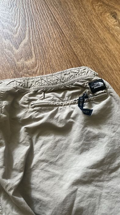 Нейлоновые штаны брюки the north face