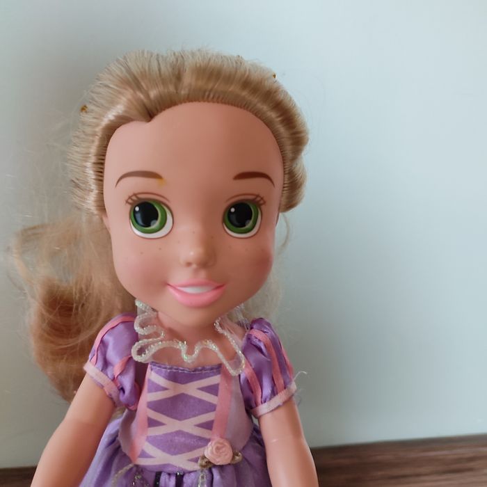 Lalka Roszpunka 32 cm