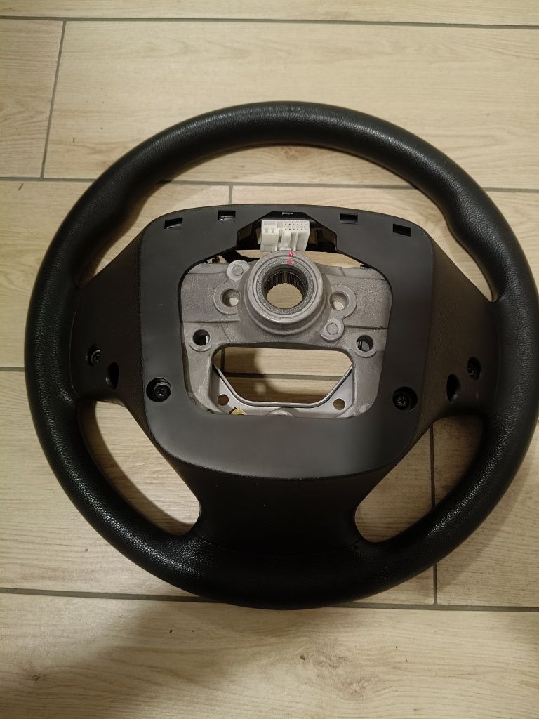 Kierownica Hyundai i20 II multifunkcyjna