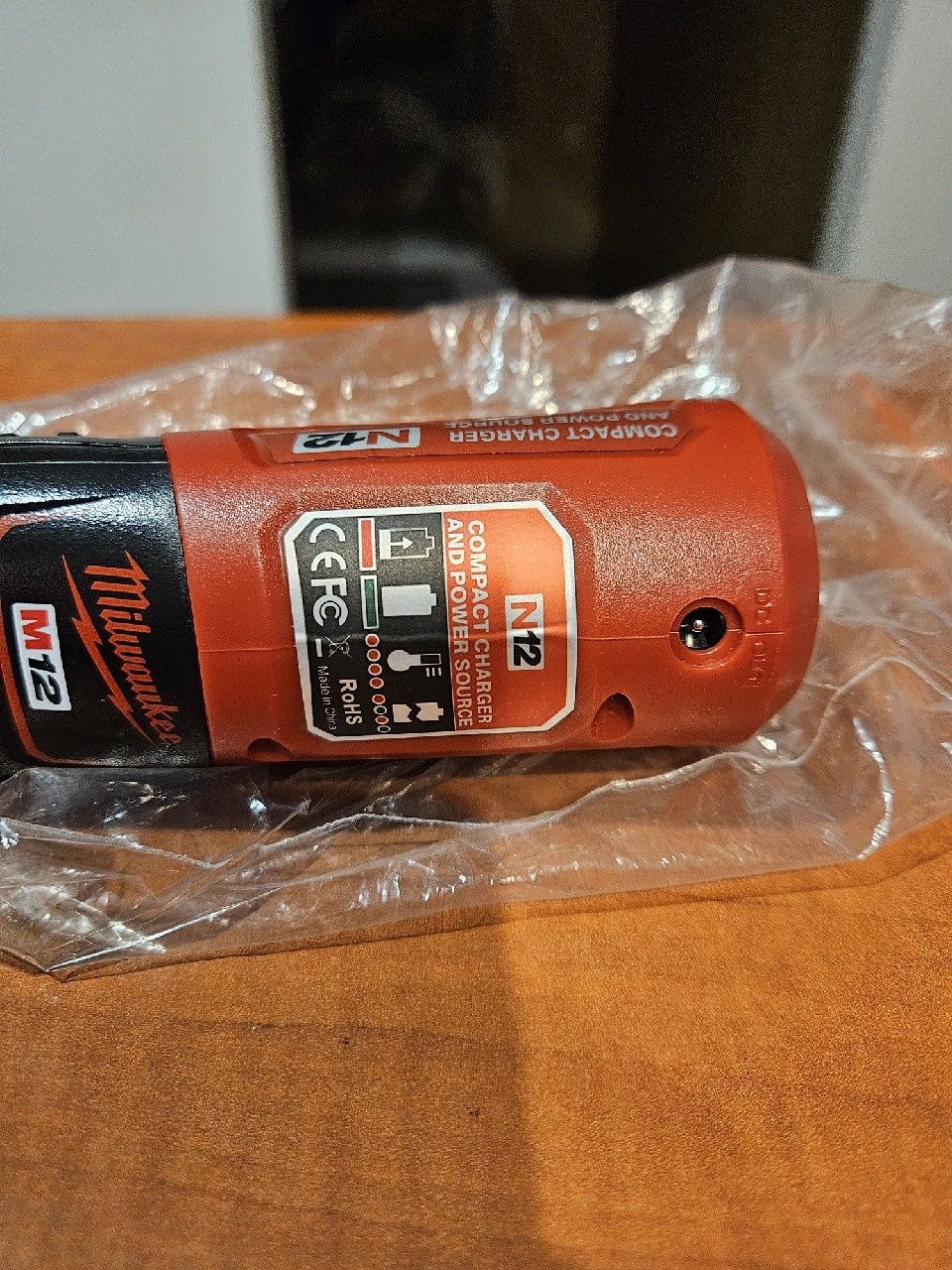 Ładowarka, powerbank,adapter USB Milwaukee baterii M12. Wysyłka gratis
