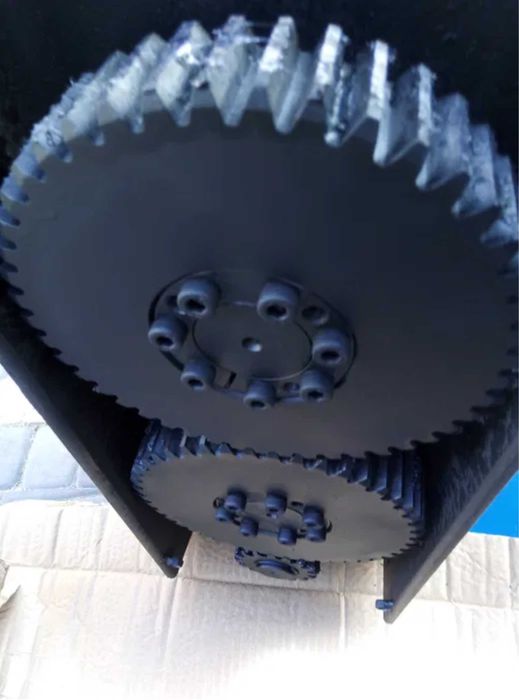 Rozdrabniacz do 11cm średnicy R2-200- W102 walcowy rembak rebak rębak