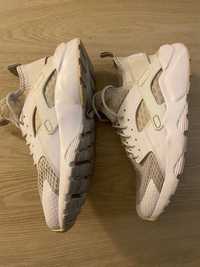 Sapatilhas Nike huarache branco