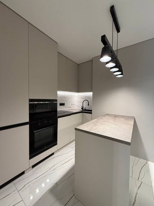 Компактна 2кім квартира в закритому популярному ЖК Комфорт Парк