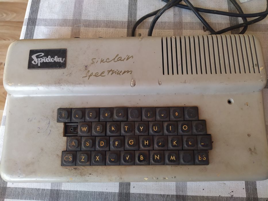 Компьютер spectrum + джойстики