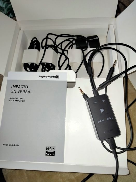 Beyerdynamic Impacto Universal High-End DAC i wzmacniacz słuchawkowy .