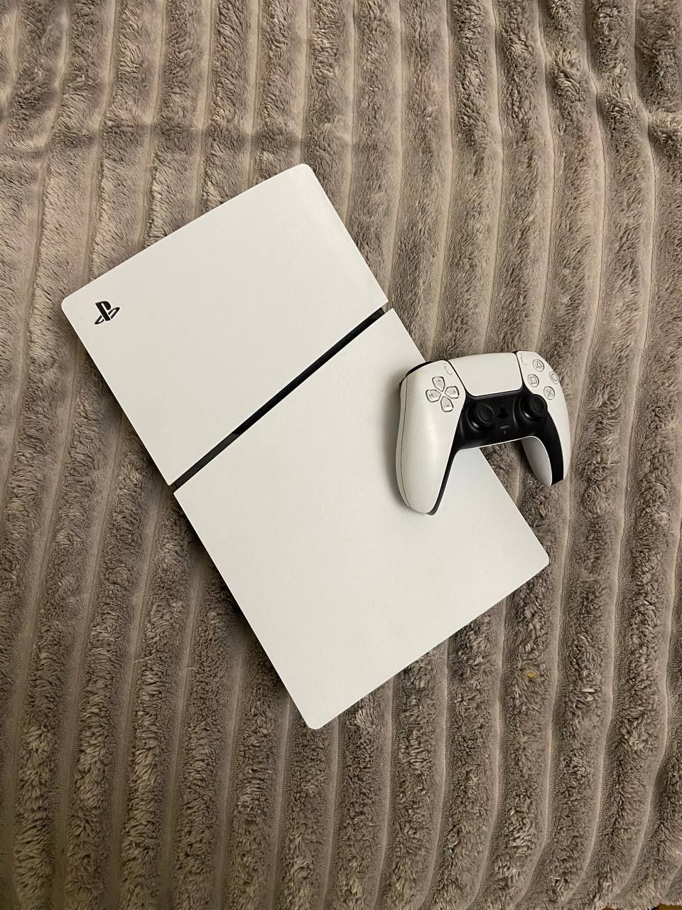 playstation 5 slim Digital Edition  1TB