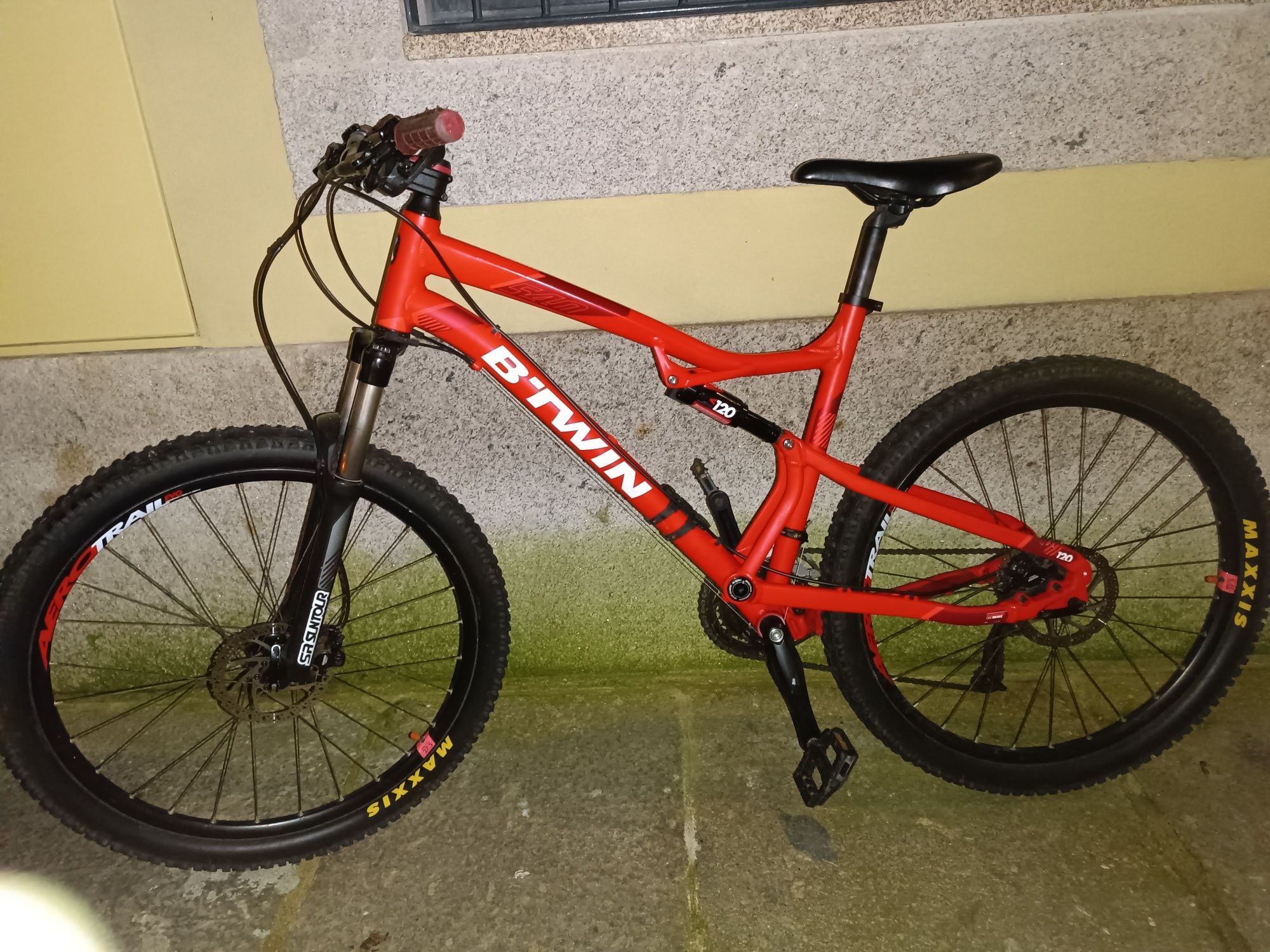 bicicleta btwin XL