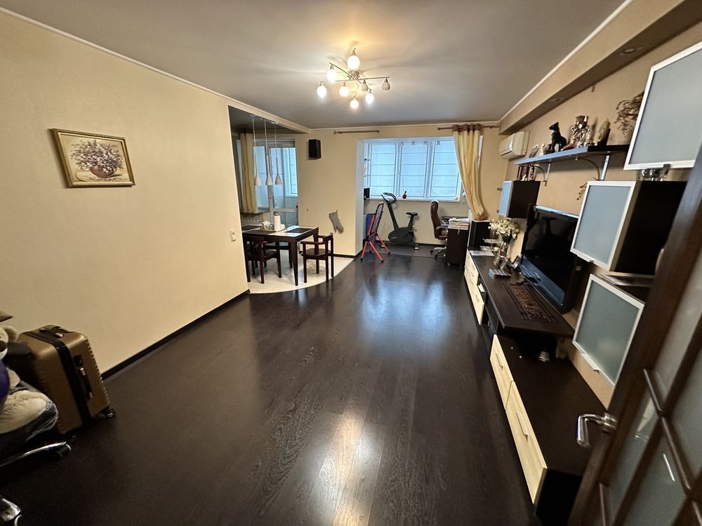 Продам 3х ком квартиру, Тополь