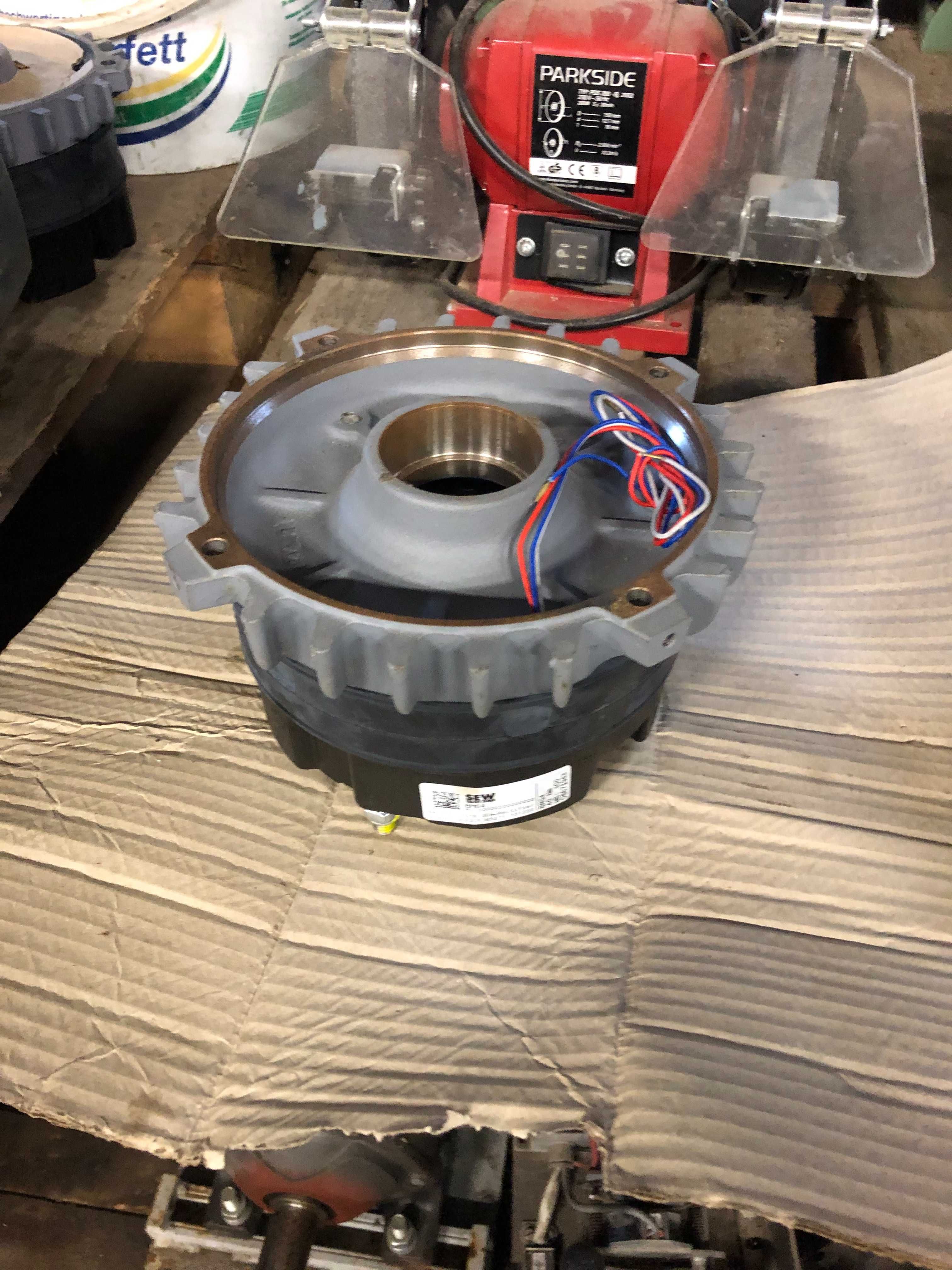 Hamulec silnika elektrycznego Sew Eurodrive BMG4 230V 40nm NOWY