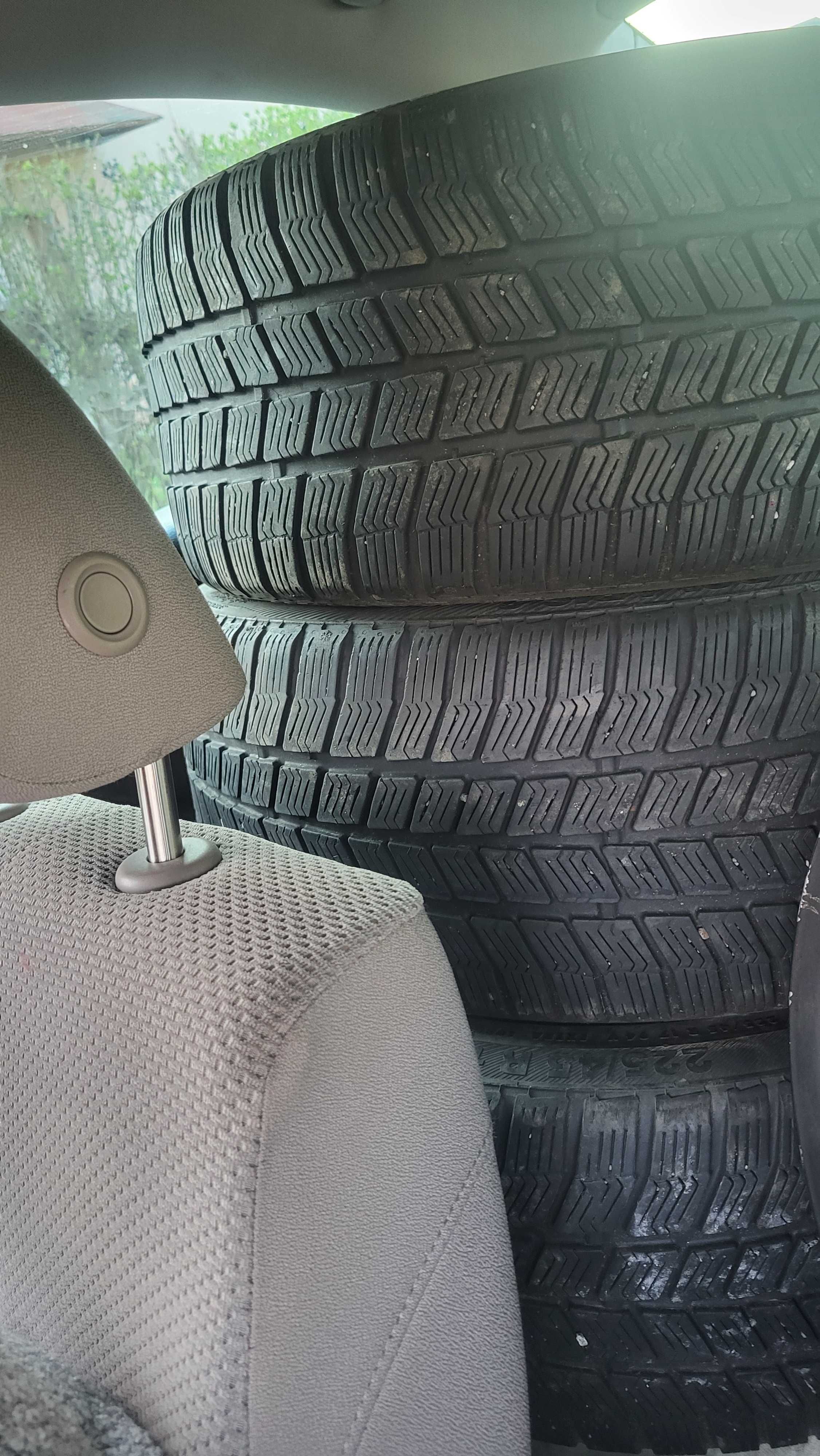 Opony 225/45/R17