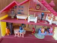 Casa Bluey com acessórios