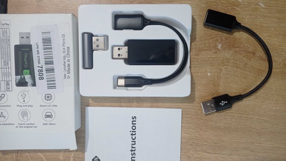 Бездротовий адаптер CarPlay для iPhone