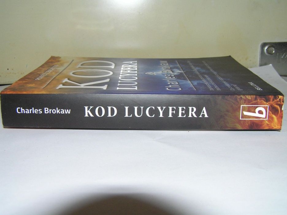 Kod Lucyfera, Charles Brokaw – autor Kodu Atlantydy.