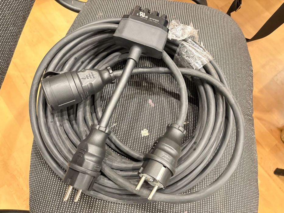 Подовжувач елект 1 гніздо із заземл 16А 3.5 кВт 15 м, підх для ел моб.