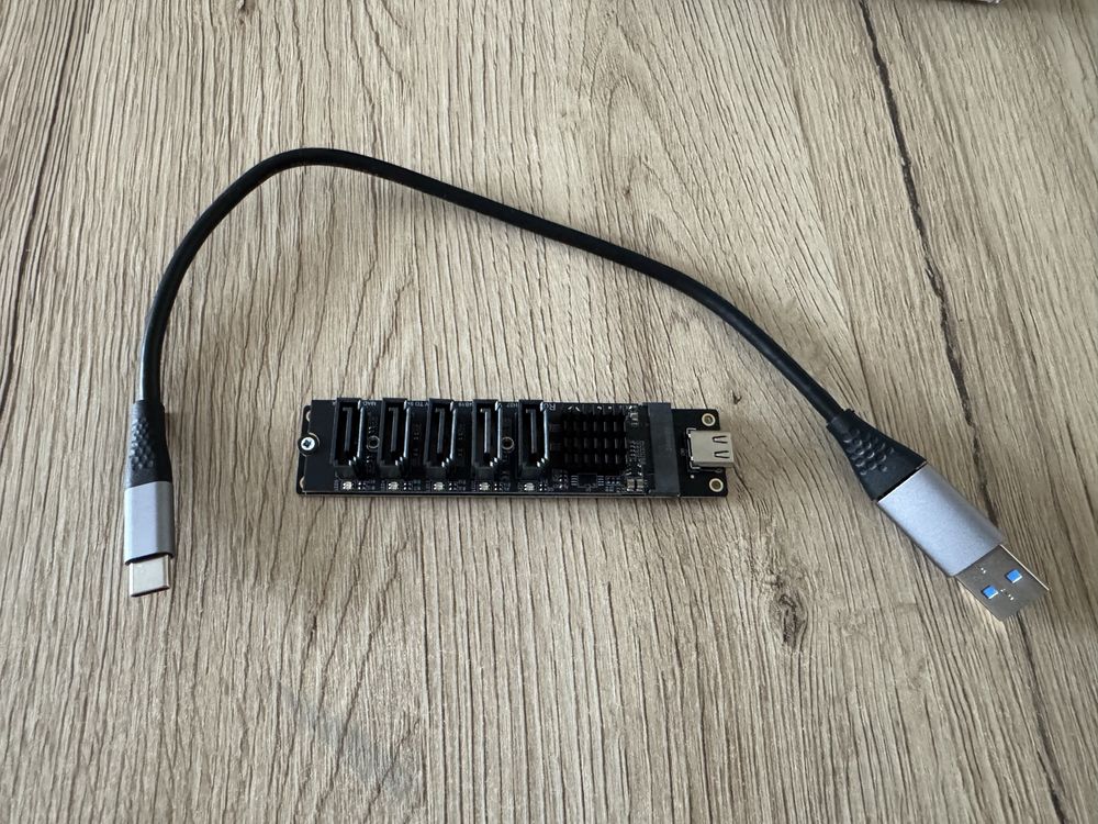 Nowy adapter USB-C na SATA 3.0 (6 Gb/s) - nieużywany