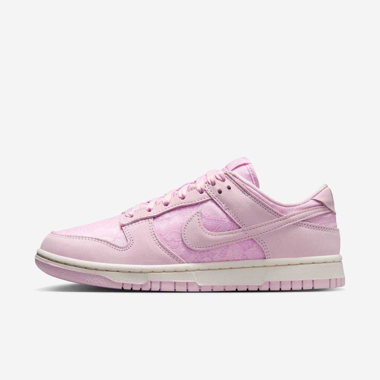 Женские кроссовки Nike Dunk Low WMNS "Lace Pack - Regal Pink" 36-40