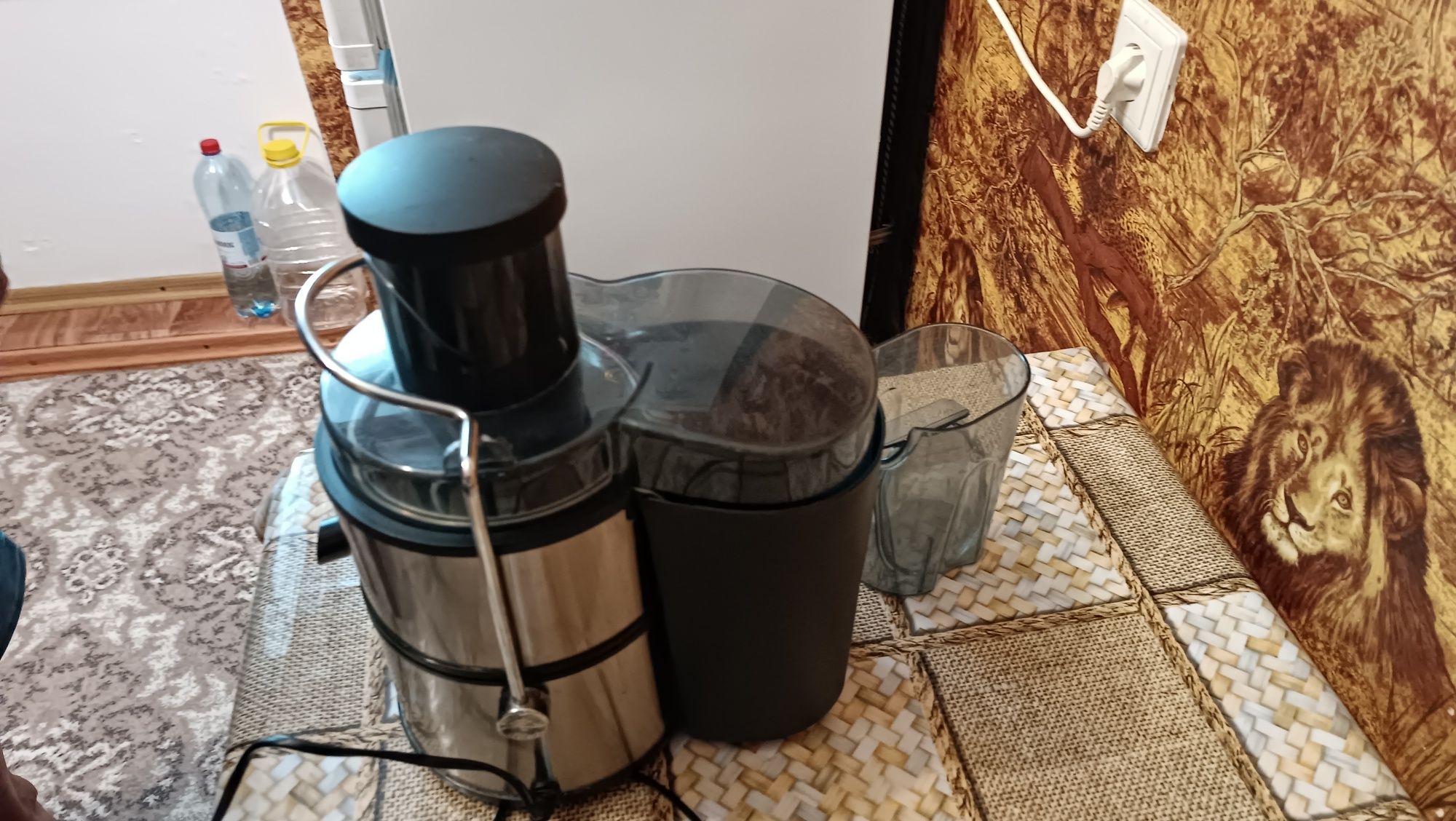Продам соко вижималку