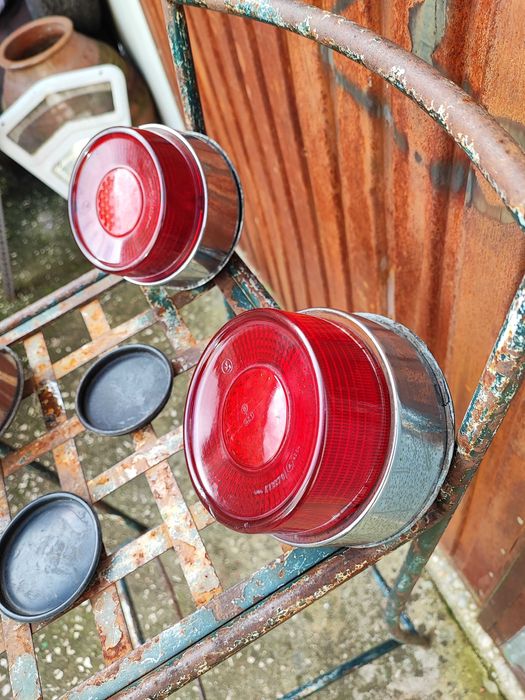 Ford Taunus 17M (P3) Sedan e Coupé Farolim