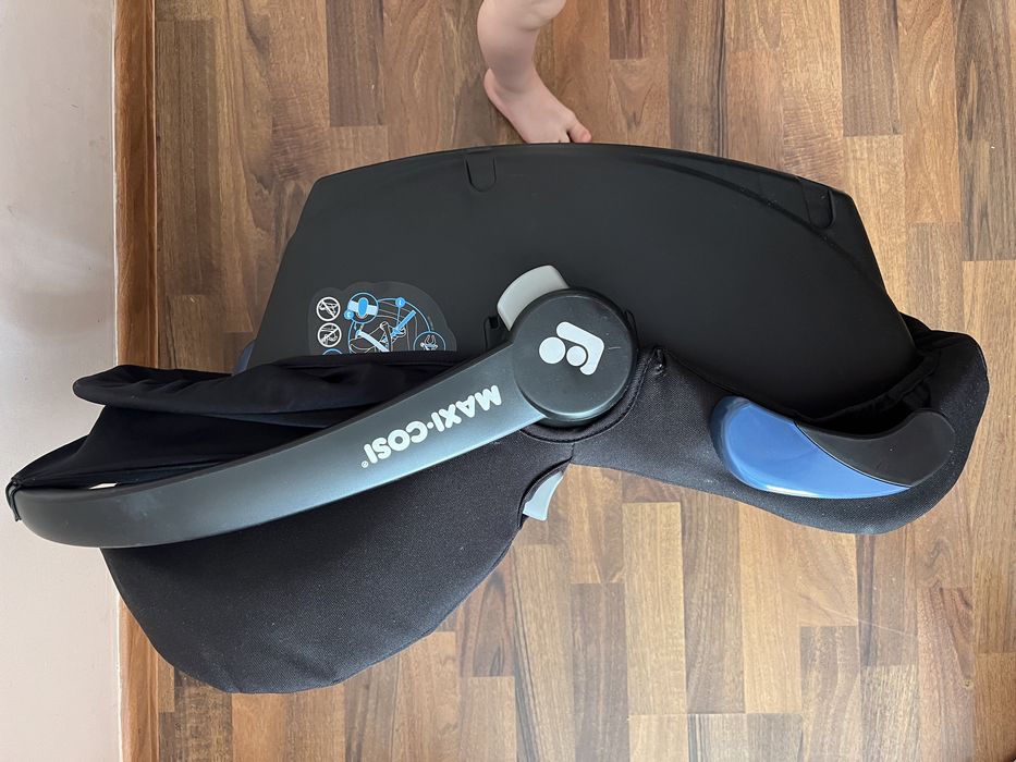 Автокрісло/ люлька Махі-Cosi city