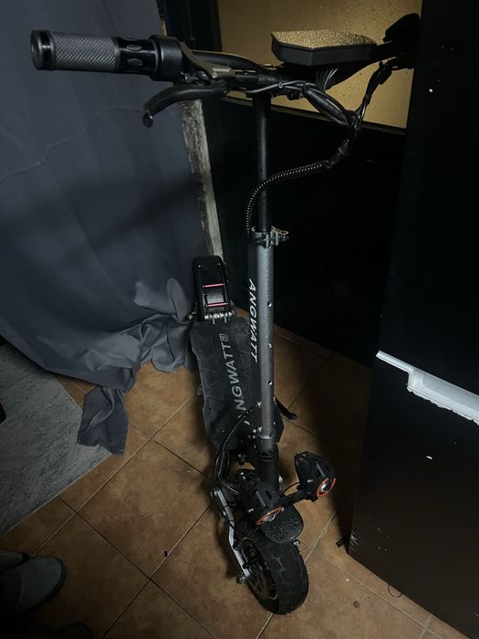 Vendo ou troco trotinete angwatt c1 2.0 2025