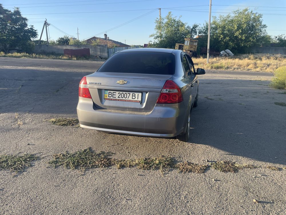Продам шевроле авео в хорошем состоянії