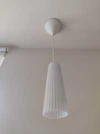 Lampa z białym kloszem IKEA