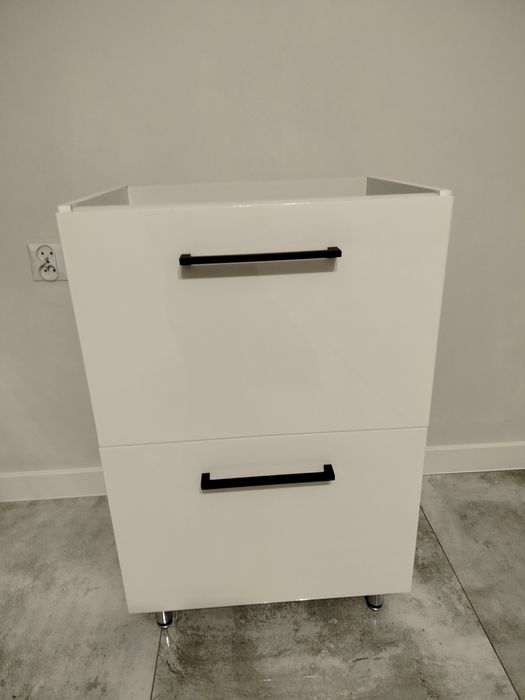 Szafka pod umywalkę