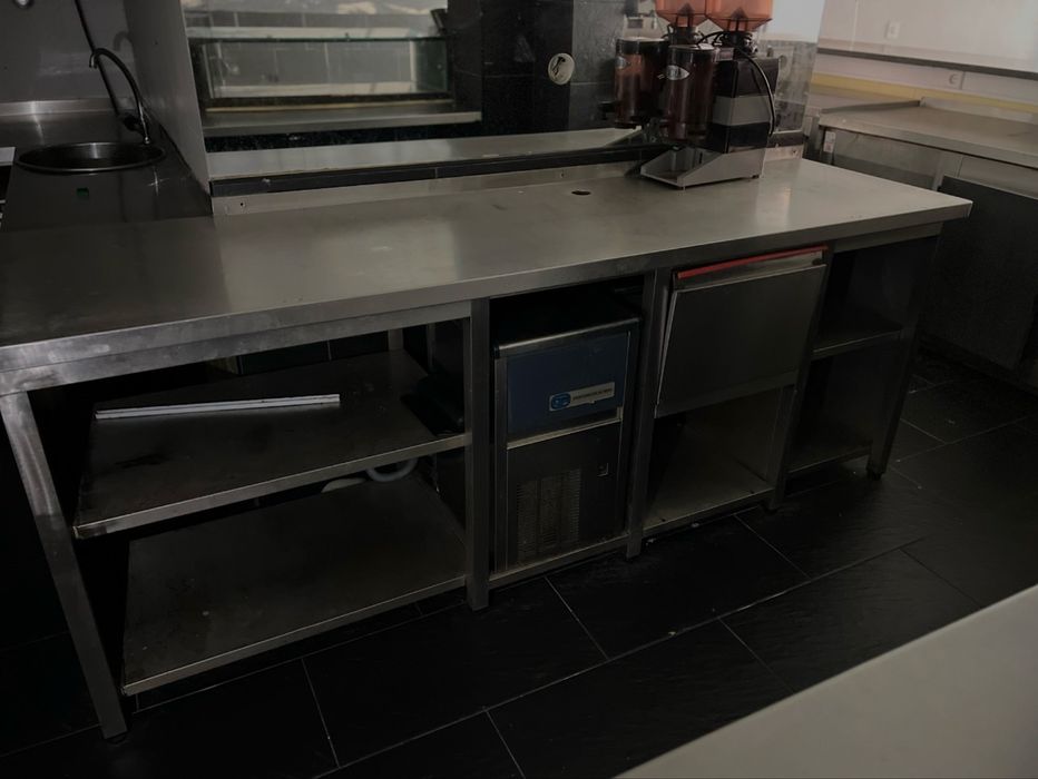 Bancada Inox com tulha cafe