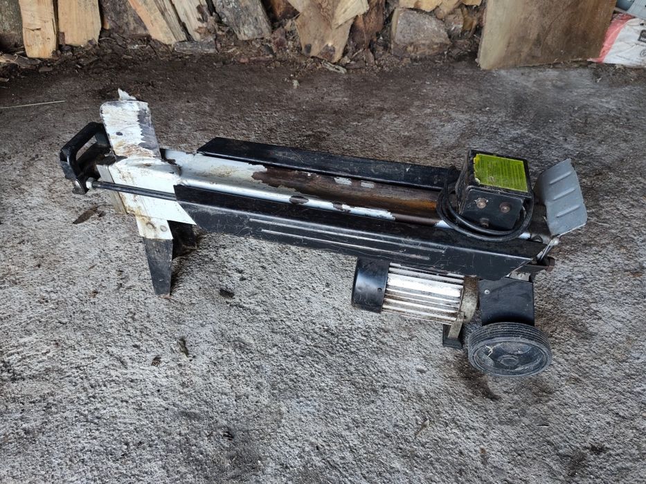 Rachador de lenha elétrico