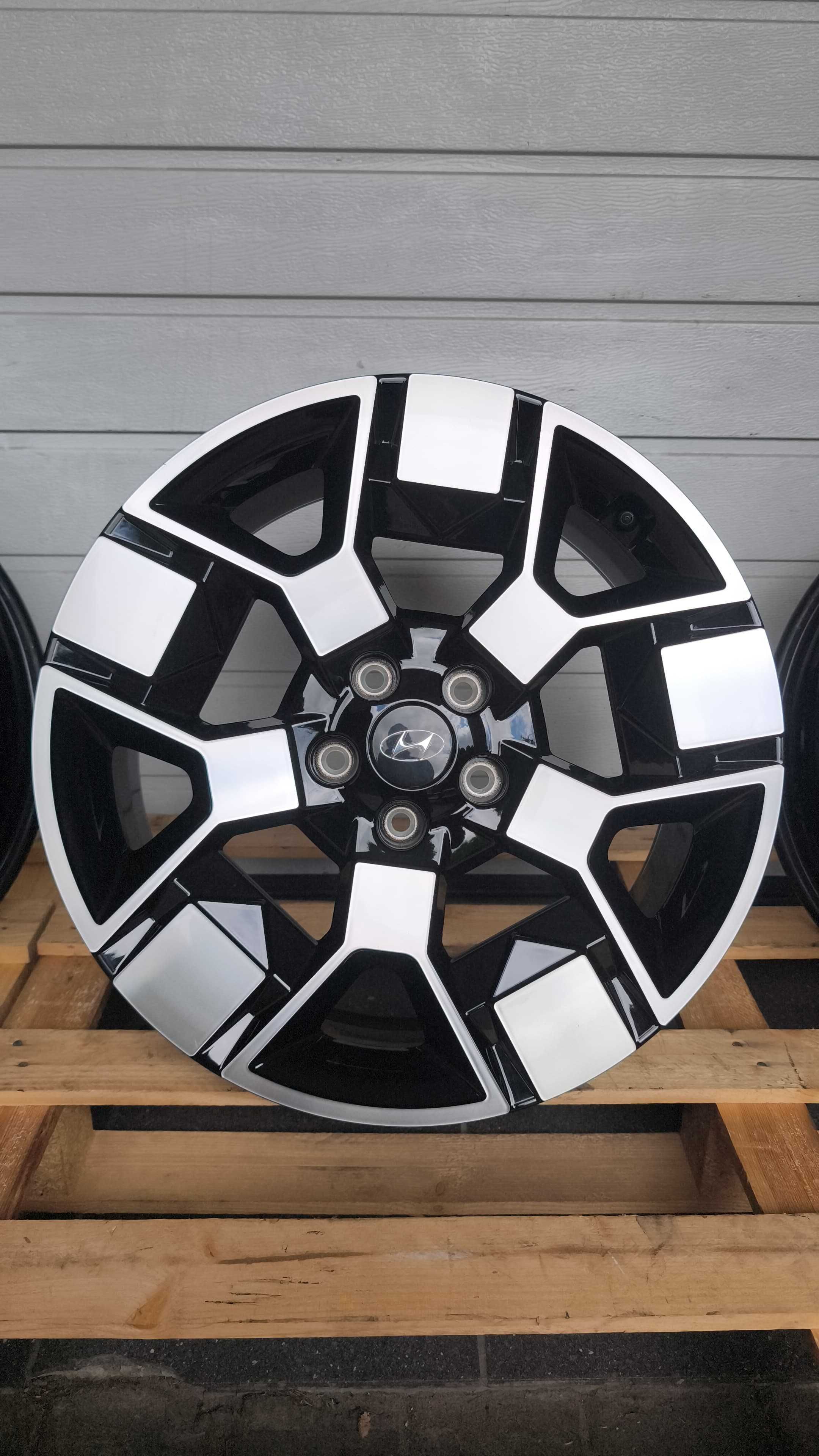 Felgi aluminiowe Hyundai Kona Tucson IONIQ 19" 5x114,3 Et51 (OL621F)