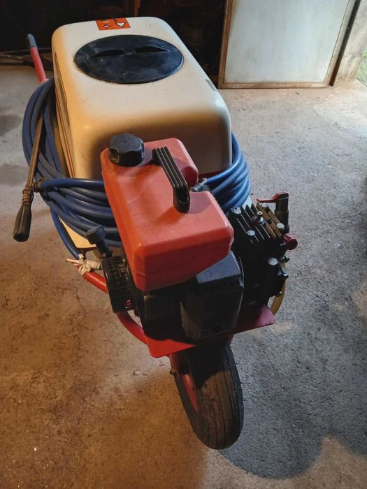Pulverizador de carrinho de 100l Campeon, com mangueira de 30m