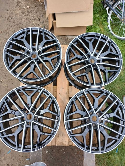 A1192. ATS 10 x 22 ET35 rozstaw 5x120 TESLA