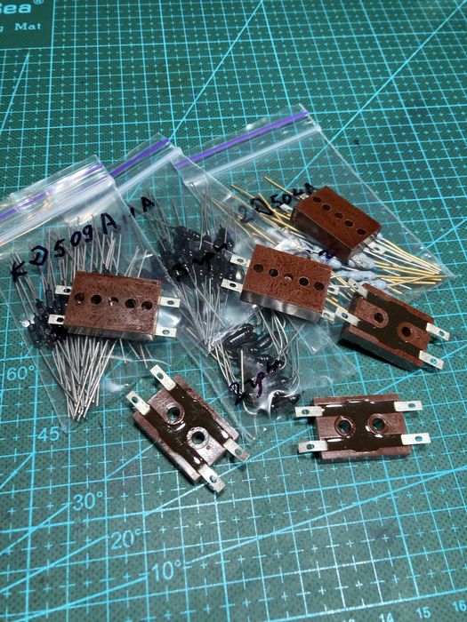 Набір діодів виробництво ссср