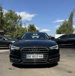 Машина Audi a6 c7