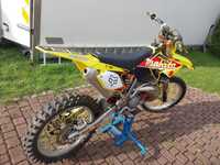 Suzuki RM